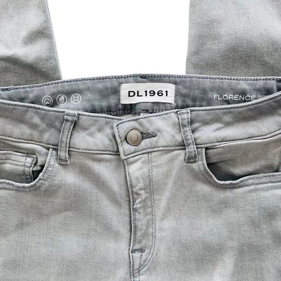 DL1961 Florence Instasculpt 25 Cropped Jeans in Legendary Grey Stretch Fray Hem - Picture 3 of 9